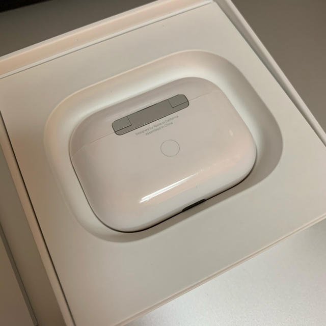 Apple (箱付き)の通販 by deff's shop｜アップルならラクマ - AirPods Pro マラソン限定