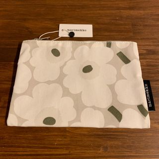 マリメッコ　marimekko ポーチ　ウニッコホワイト✖️グレー　新品未使用(ポーチ)