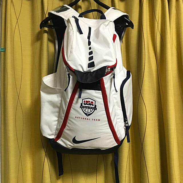 NIKE(ナイキ)のハハリマ様専用　USA代表　バスケットボール　バックパック メンズのバッグ(バッグパック/リュック)の商品写真