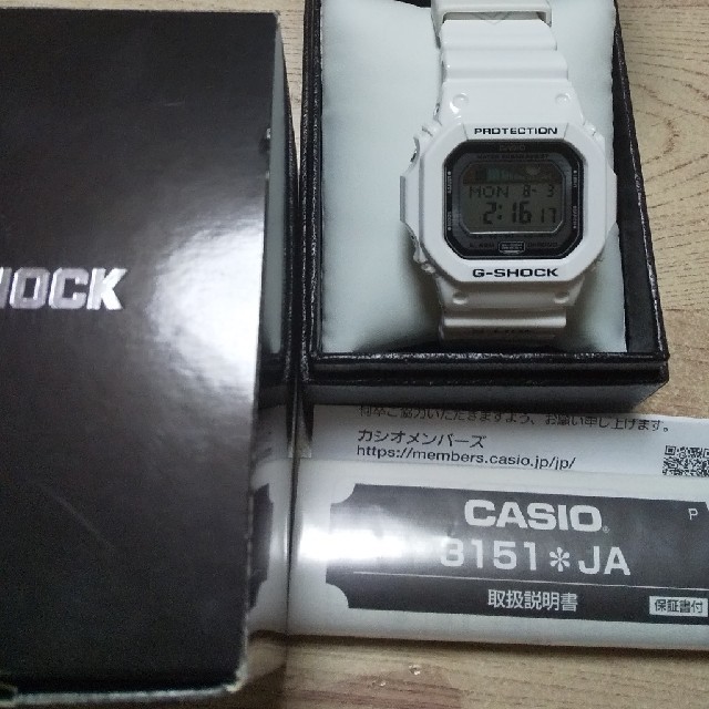 G-SHOCK(ジーショック)のG-SHOCK GLX-5600 ホワイト 白 メンズの時計(腕時計(デジタル))の商品写真
