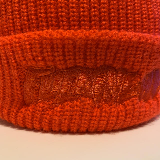 fucking awesome のニットキャプ ビーニー オレンジ メンズの帽子(ニット帽/ビーニー)の商品写真