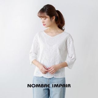 ノンブルアンベール(nombre impair)のNOMBRE IMPAIR コットンローン刺繍Vネック8分袖ブラウス(シャツ/ブラウス(長袖/七分))