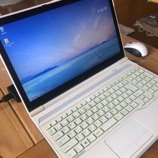 フジツウ(富士通)の富士通　LIFEBOOK AH 56/K(ノートPC)