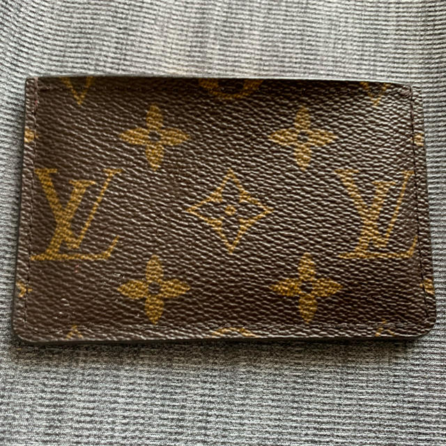 LOUIS VUITTON(ルイヴィトン)のLOUIS VUITTON 名刺入れ レディースのファッション小物(名刺入れ/定期入れ)の商品写真