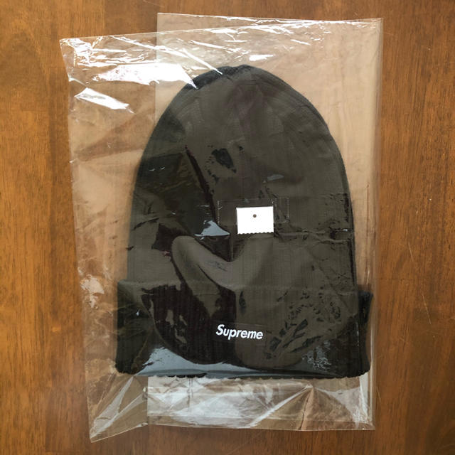 Supreme(シュプリーム)のSupreme 20SS Overdyed Beanie 黒 メンズの帽子(ニット帽/ビーニー)の商品写真