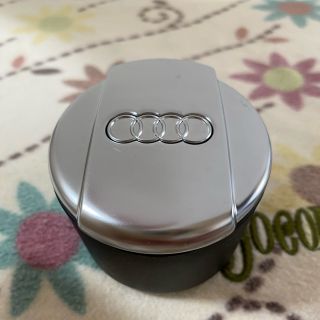 アウディ(AUDI)のアウディ純正品灰皿（スモールサイズ）(車内アクセサリ)