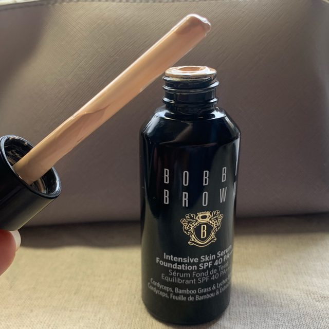 BOBBI BROWN(ボビイブラウン)のボビイ ブラウン インテンシブ スキン セラム ファンデーション SPF40 コスメ/美容のベースメイク/化粧品(ファンデーション)の商品写真