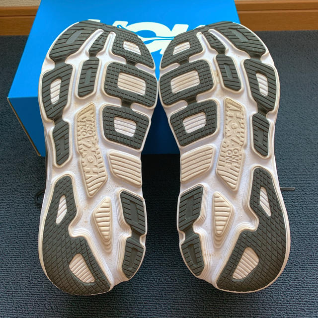 hoka one one  ホカオネオネ BONDI6