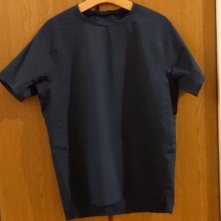 デサント(DESCENTE)のDESCENTE (デサント)　ブラックTシャツ(Tシャツ/カットソー(半袖/袖なし))