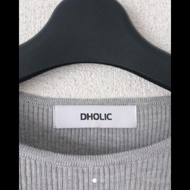 dholic(ディーホリック)のDHOLIC ディーホリック ニット フリル袖 インスタ レディースのトップス(ニット/セーター)の商品写真