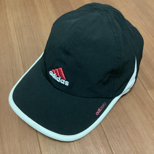 adidas(アディダス)のadidas アディダス レディース　スポーツキャップ レディースの帽子(キャップ)の商品写真