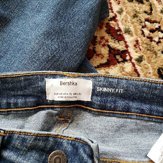 Bershka(ベルシュカ)のベルシュカ　メンズ　スキニーフィット　31×31 メンズのパンツ(デニム/ジーンズ)の商品写真