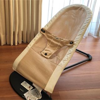 ベビービョルン(BABYBJORN)のベビービョルン　バウンサー　本体　メッシュ　ベージュ(その他)