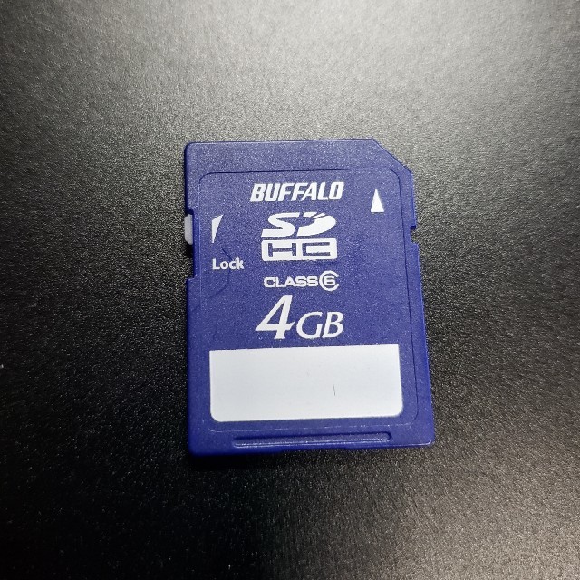 Buffalo(バッファロー)のBuffalo SDHCカード 4GB スマホ/家電/カメラのスマホ/家電/カメラ その他(その他)の商品写真