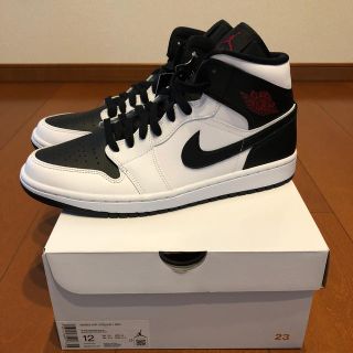 ナイキ(NIKE)のWMNS AIR JORDAN 1 MID(スニーカー)