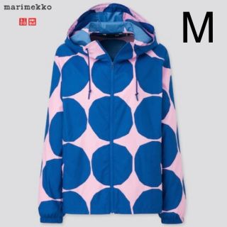 マリメッコ(marimekko)のマリメッコ✖️ユニクロ　ポケッタブル　パーカ　日本未発売(ナイロンジャケット)