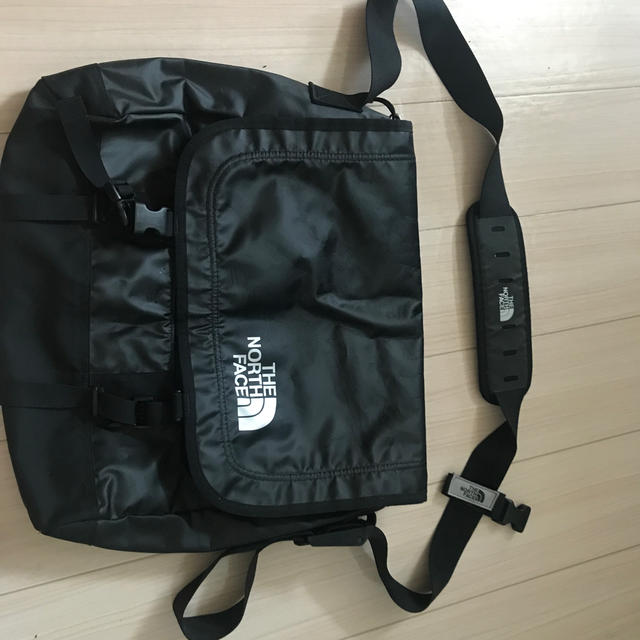 THE NORTH FACE(ザノースフェイス)のTHE NORTH FACE メッセンジャーバック メンズのバッグ(メッセンジャーバッグ)の商品写真