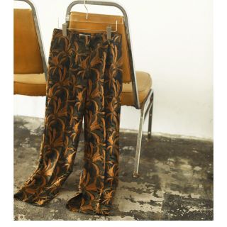 トゥデイフル(TODAYFUL)のトゥデイフル  Jacquard Slit Trousers(カジュアルパンツ)