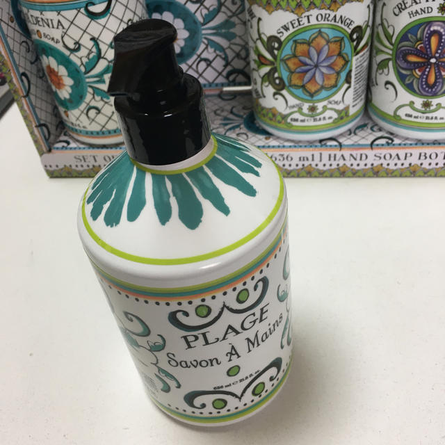コストコ La Tasse ハンドソープ 636ml ビーチの香り お洒落容器コストコの通販 By アンディ Shop コストコならラクマ コストコ La Tasse ハンドソープ 636ml ビーチの香り お洒落容器コストコの通販 By アンディ Shop コストコならラクマ