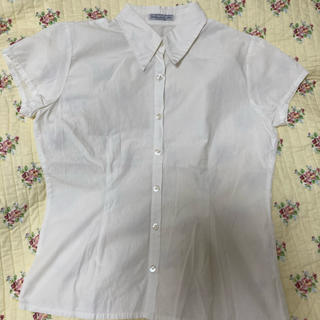 ドゥファミリー(DO!FAMILY)のドゥファミリー　白ブラウス　綿100  Sサイズ(シャツ/ブラウス(半袖/袖なし))