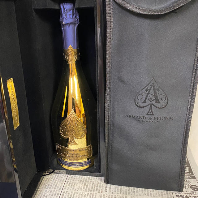 Dom Pérignon(ドンペリニヨン)のアルマン ド ブリニャック ブリュット エディション スペシャル 2020 箱付 食品/飲料/酒の酒(シャンパン/スパークリングワイン)の商品写真