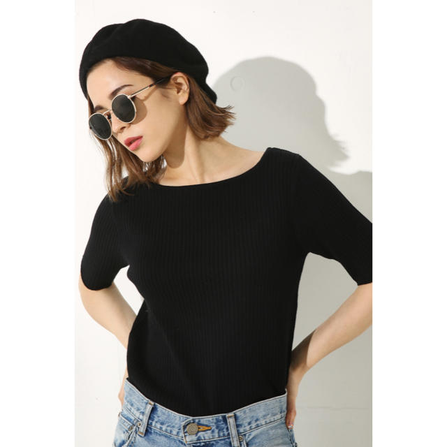 AZUL by moussy(アズールバイマウジー)の新品 AZUL BY MOUSSY リブプルオーバー レディースのトップス(カットソー(半袖/袖なし))の商品写真