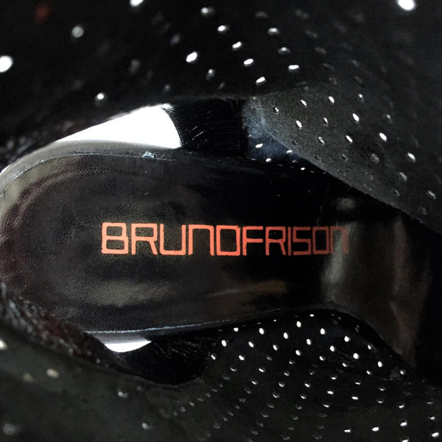 BRUNO FRISONI ブルーノフリゾーニ オープントゥ ヒール レディースの靴/シューズ(ハイヒール/パンプス)の商品写真