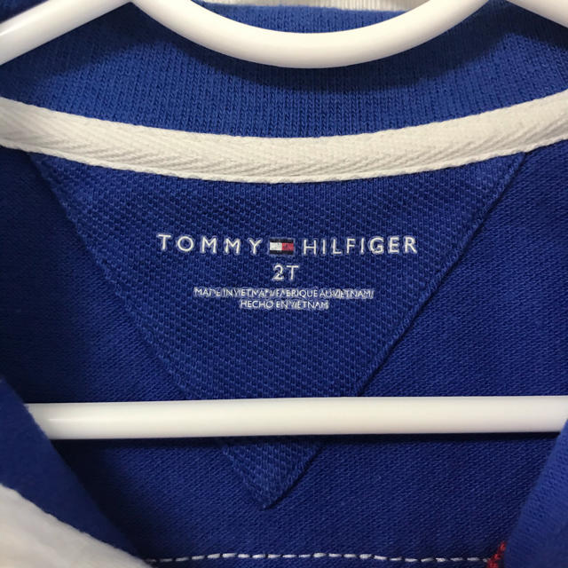 TOMMY HILFIGER(トミーヒルフィガー)のトミーヒルフィガー　ポロシャツ　2T キッズ/ベビー/マタニティのキッズ服男の子用(90cm~)(Tシャツ/カットソー)の商品写真