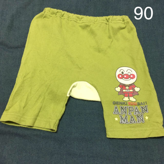 アンパンマン(アンパンマン)のアンパンマン　ハーフパンツ　90 キッズ/ベビー/マタニティのキッズ服男の子用(90cm~)(パンツ/スパッツ)の商品写真