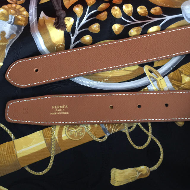 さなクスミ Hermes - ヴィンテージベルト ブラック・ベージュ 65サイズ