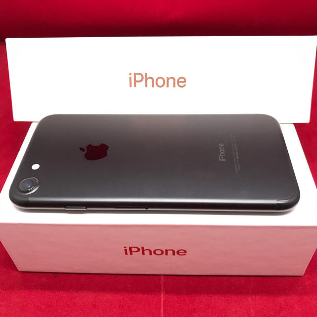 Apple iPhone7 128GB ブラック上美品電池交換済の通販 by une pomme｜アップルならラクマ - SIMフリー 好評低価