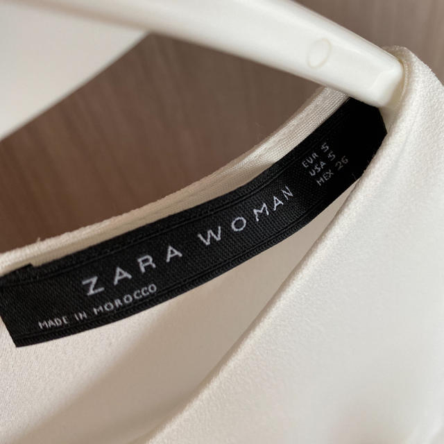 ZARA(ザラ)のZARA ブラウス　カットソー レディースのトップス(シャツ/ブラウス(長袖/七分))の商品写真