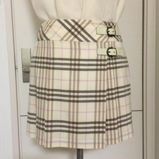 バーバリー(BURBERRY)のBURBERY スカート(ミニスカート)