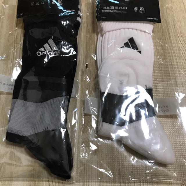 adidas(アディダス)の新品未使用　　adidas サッカー　ソックス　16〜18㌢ キッズ/ベビー/マタニティのこども用ファッション小物(靴下/タイツ)の商品写真