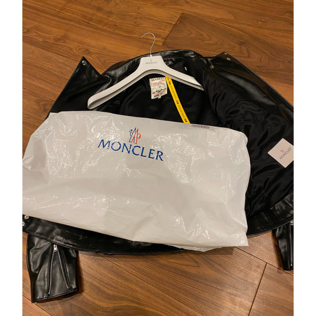 FRAGMENT(フラグメント)の送料無料　moncler × Lewis Leathers × fragment メンズのジャケット/アウター(ライダースジャケット)の商品写真