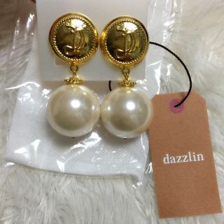 ダズリン(dazzlin)のdazzlin パールイヤリング(イヤリング)