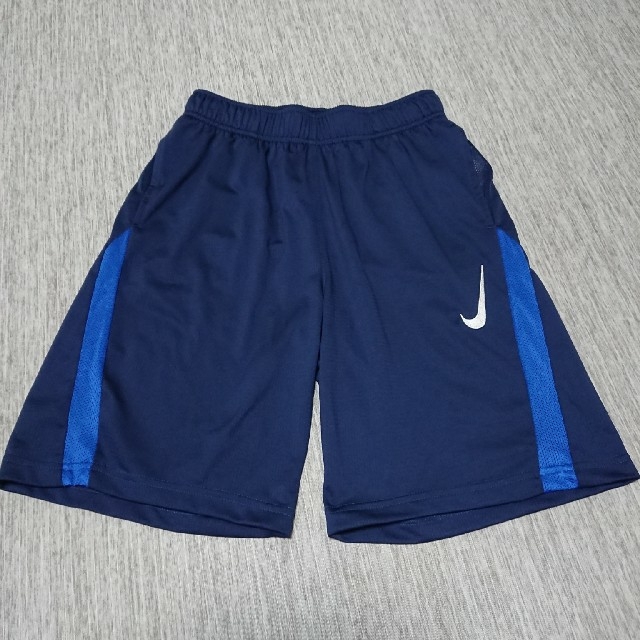 NIKE(ナイキ)の専用☆ハーフパンツ2点 キッズ/ベビー/マタニティのキッズ服男の子用(90cm~)(パンツ/スパッツ)の商品写真