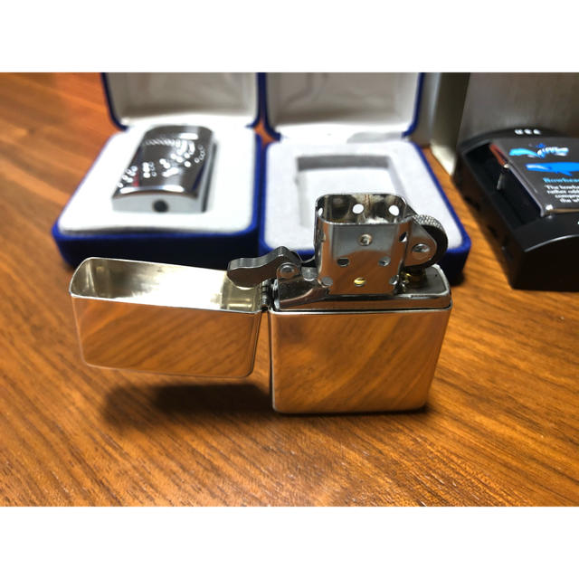 ZIPPO(ジッポー)のしっぽ様専用　zippo sterling silver 真ん中の１つ メンズのファッション小物(タバコグッズ)の商品写真