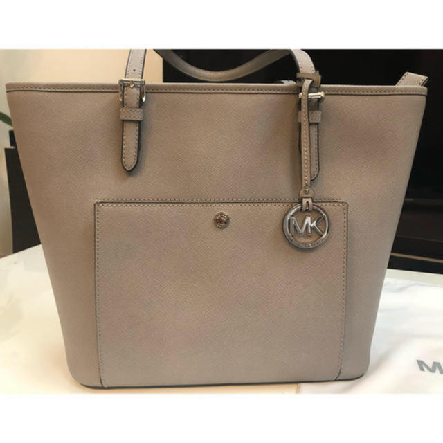 Michael Kors(マイケルコース)のMICHAEL KORS トートバッグ 新品未使用 レディースのバッグ(トートバッグ)の商品写真