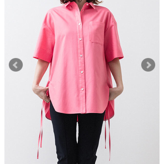 IENA(イエナ)のyori ショートスリーブシャツ　ピンク レディースのトップス(シャツ/ブラウス(半袖/袖なし))の商品写真