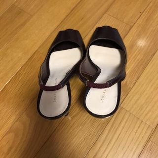 チャールズアンドキース(Charles and Keith)の値下げします。CHARLES & KEITHのハイヒール(ハイヒール/パンプス)