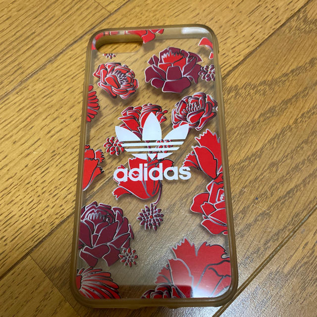 adidas(アディダス)のiPhone8ケース スマホ/家電/カメラのスマホアクセサリー(iPhoneケース)の商品写真