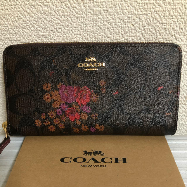 美品‼️COACH コーチ 長財布 ヒョウ柄