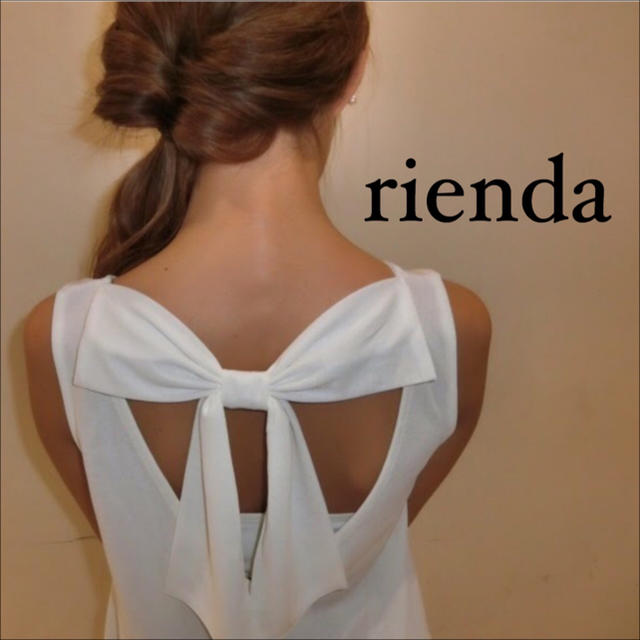 rienda(リエンダ)のrienda Back リボン フレア トップス♡ロイヤルパーティー デュラス レディースのトップス(カットソー(半袖/袖なし))の商品写真