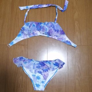 イオン(AEON)の花柄ビキニ3点セット(水着)