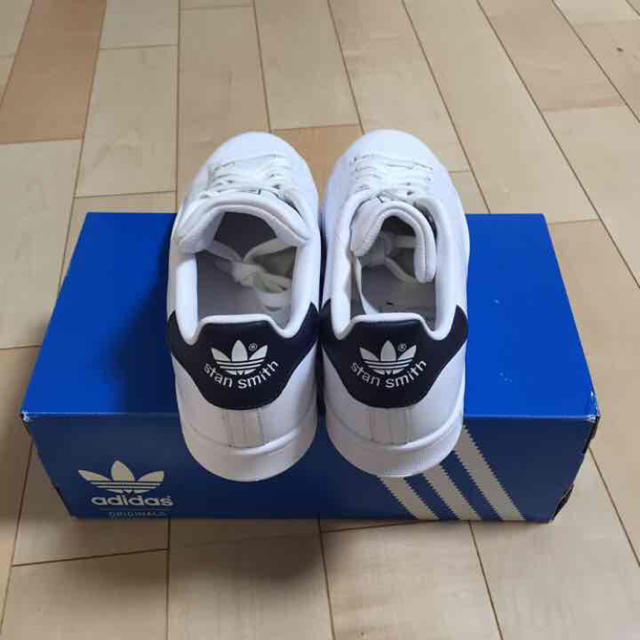 adidas(アディダス)のアディダス スタンスミス 新品26cm メンズの靴/シューズ(スニーカー)の商品写真