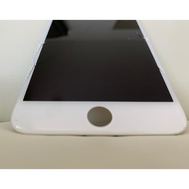 Apple(アップル)の8/10出品取下げ　Apple iPhone6 PLUS 純正液晶パネルのみ スマホ/家電/カメラのスマートフォン/携帯電話(スマートフォン本体)の商品写真