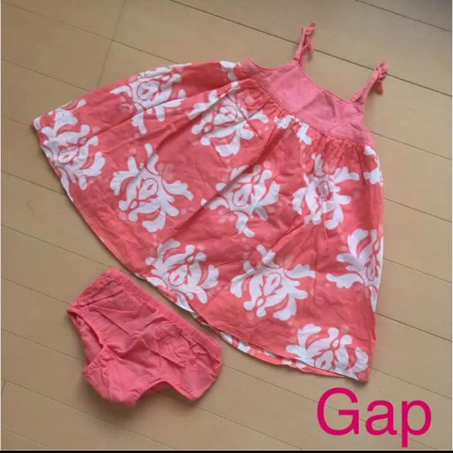 babyGAP(ベビーギャップ)のギャップ♡80 ふんわりキャミワンピース 女の子　gap ブルマ付き キッズ/ベビー/マタニティのベビー服(~85cm)(ワンピース)の商品写真