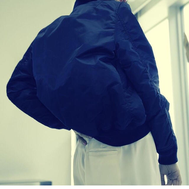 STUNNING LURE(スタニングルアー)のpompom 様専用ショート丈 MA-1 レディースのジャケット/アウター(ナイロンジャケット)の商品写真