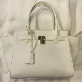 リエンダ(rienda)のrienda カデナBAG(ハンドバッグ)